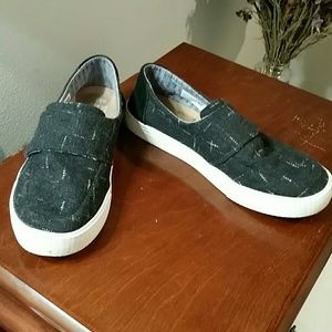 Grey Velcro Toms Sneakers